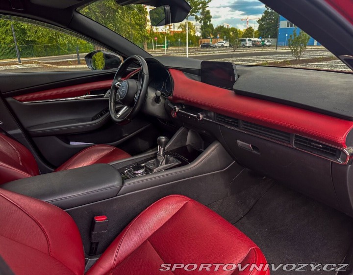 Mazda Ostatní modely 3 2,0   e-Skyactiv X186 2021