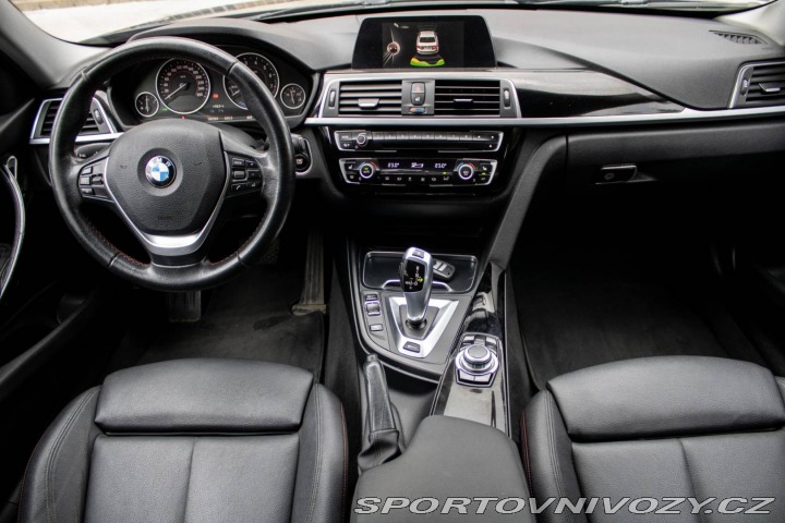 BMW 3 330e iPerformance SPORT 2016