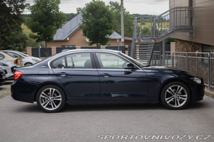 BMW 3 330e iPerformance SPORT 2016