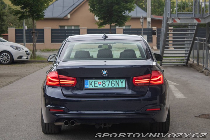 BMW 3 330e iPerformance SPORT 2016