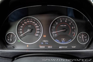 BMW 3 330e iPerformance SPORT 2016