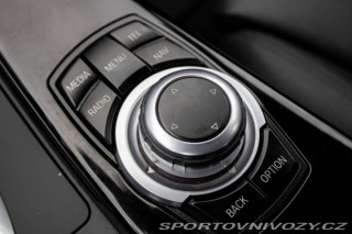 BMW 3 330e iPerformance SPORT 2016