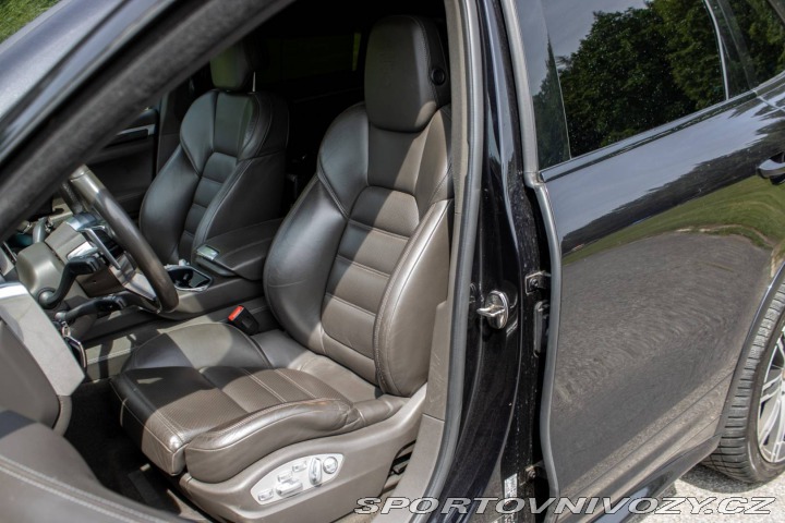 Porsche Cayenne S Diesel / 283kW / A8 / 2017