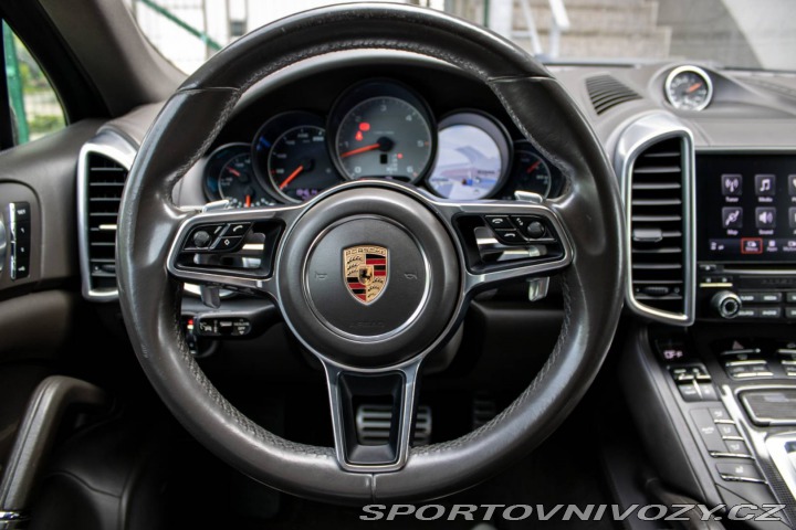 Porsche Cayenne S Diesel / 283kW / A8 / 2017