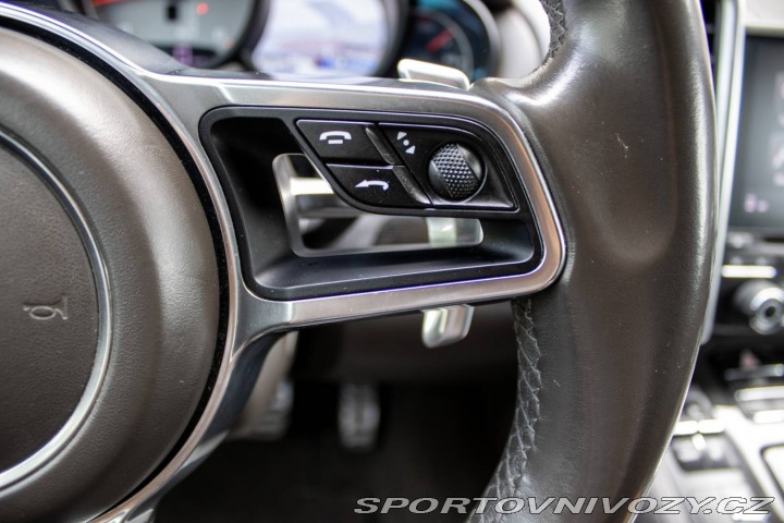 Porsche Cayenne S Diesel / 283kW / A8 / 2017