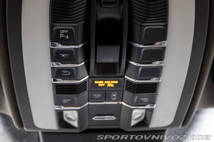 Porsche Cayenne S Diesel / 283kW / A8 / 2017