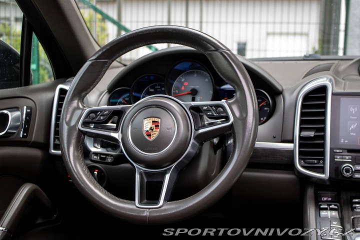 Porsche Cayenne S Diesel / 283kW / A8 / 2017
