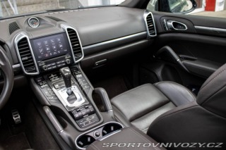 Porsche Cayenne S Diesel / 283kW / A8 / 2017