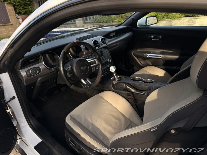 Ford Mustang GT 5.0 V8 324kw, manuál 2016