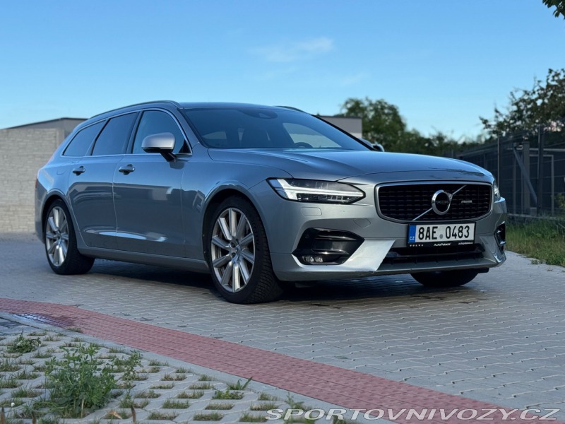 Volvo V90 D5 177kW AWD R-Design