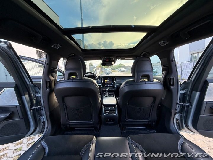 Volvo V90 D5 177kW AWD R-Design 2018