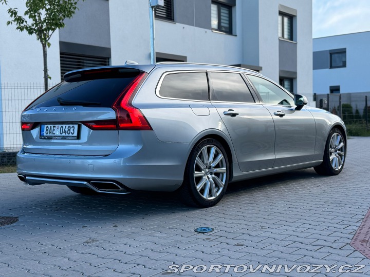 Volvo V90 D5 177kW AWD R-Design 2018