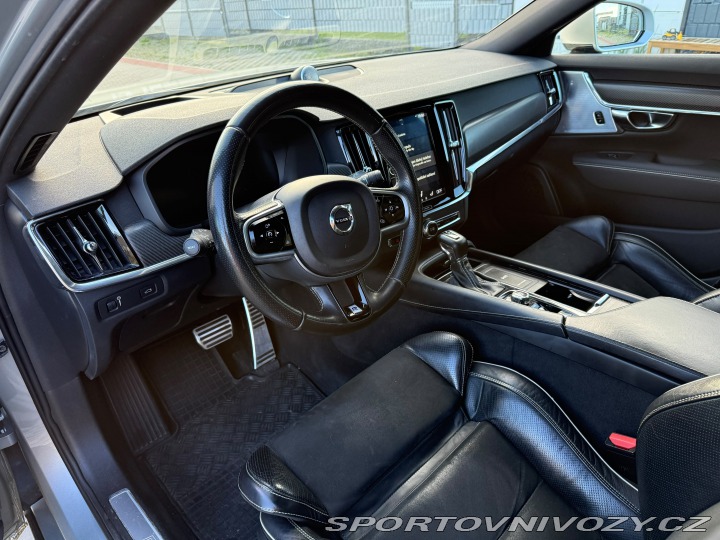 Volvo V90 D5 177kW AWD R-Design 2018