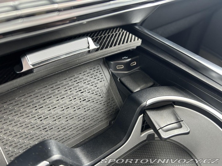 Mercedes-Benz Ostatní modely Třídy G G 63 AMG Performance ZÁRU 2026