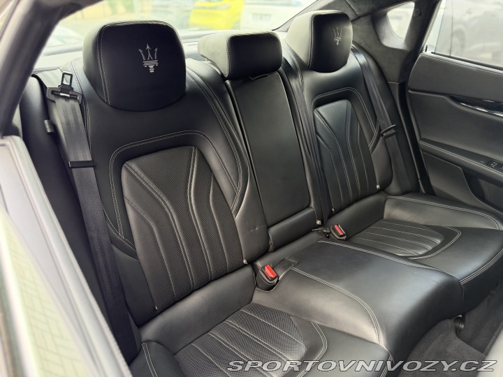 Maserati Quattroporte 3.0D, 202kW, 4x4, ČR, DPH 2015