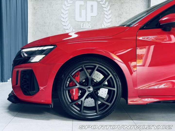 Audi RS3 TFSI*SPORTBACK*CERAMIC*CA 2024