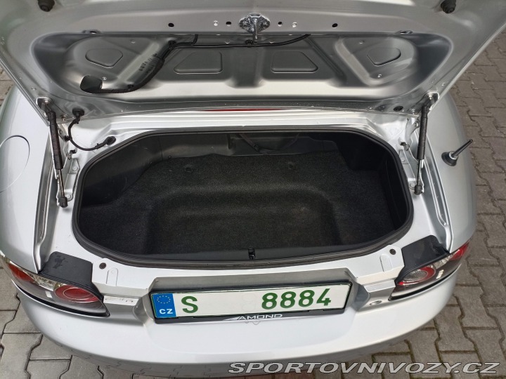 Mazda MX-5 1.8i 93 kW Miata 2008