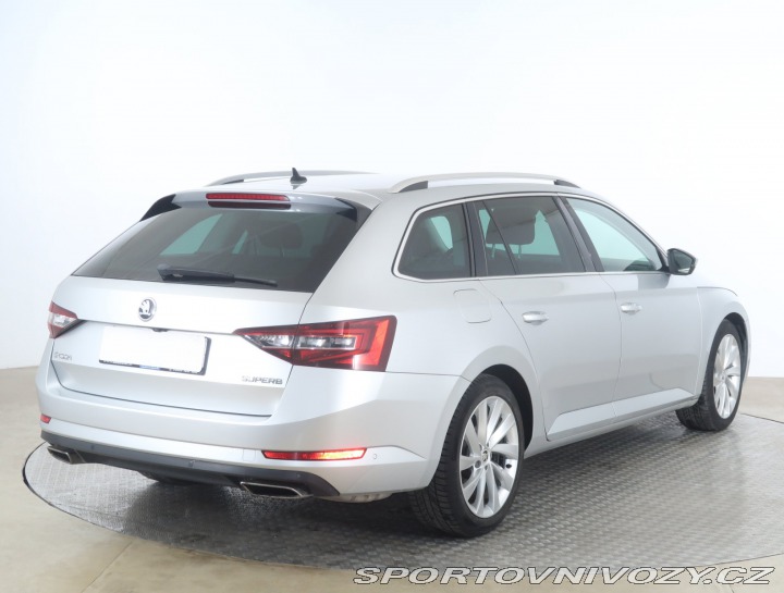 Škoda Superb Style 2.0 TSI 2016