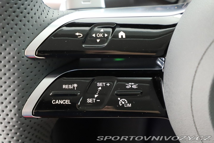Mercedes-Benz Ostatní modely GLC AMG Line GLC 300 e 4MATIC 2025
