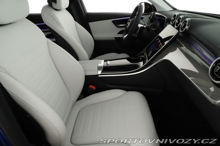 Mercedes-Benz Ostatní modely GLC AMG Line GLC 300 e 4MATIC 2025