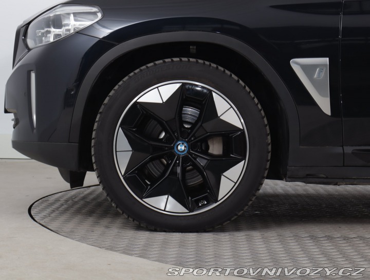 BMW iX3 80 kWh 2021