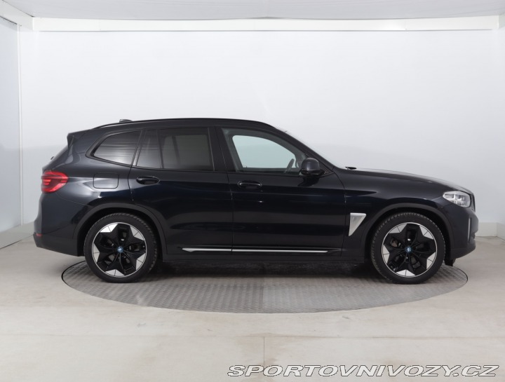 BMW iX3 80 kWh 2021