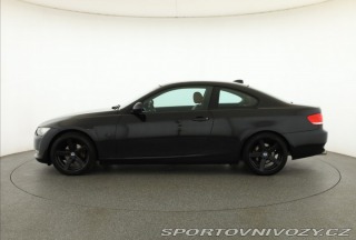 BMW 3 320 i 2010