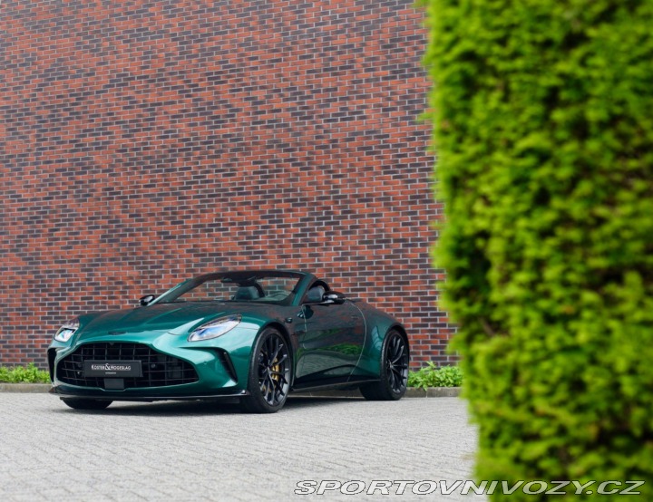 Aston Martin V8 Vantage Roadster 4.0 | 2025