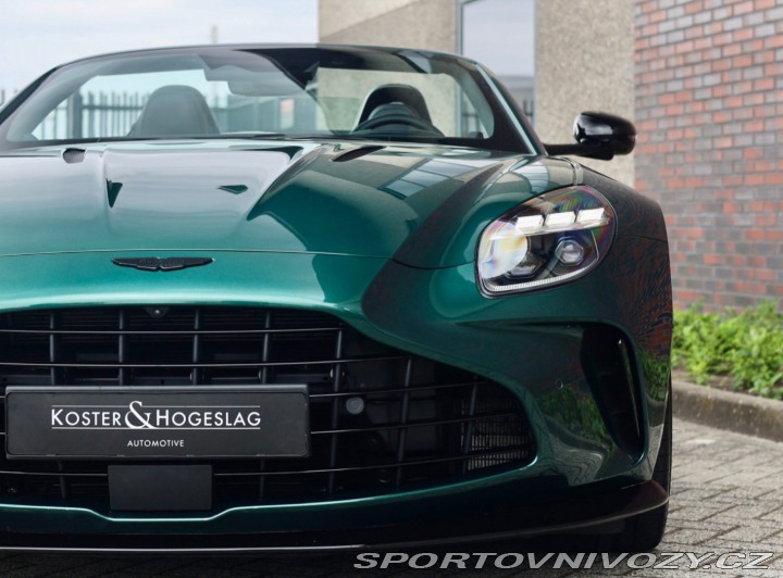 Aston Martin V8 Vantage Roadster 4.0 | 2025