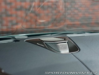Aston Martin V8 Vantage Roadster 4.0 | 2025