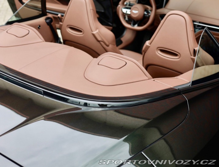 Aston Martin DB12 4.0 V8 Volante, Roadster 2024