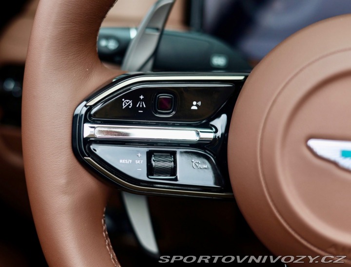 Aston Martin DB12 4.0 V8 Volante, Roadster 2024
