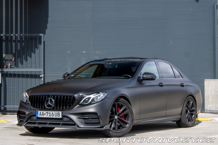 Mercedes-Benz E AMG Line 220 d A/T / AJ 2017