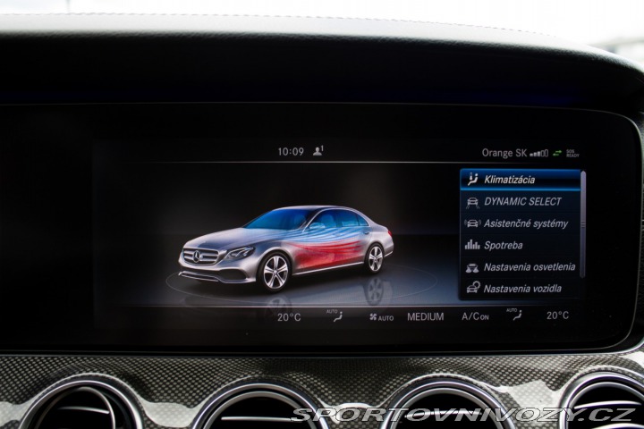 Mercedes-Benz E AMG Line 220 d A/T / AJ 2017