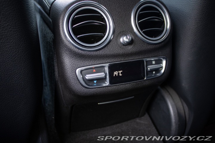 Mercedes-Benz E AMG Line 220 d A/T / AJ 2017