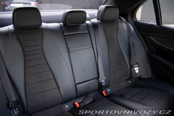 Mercedes-Benz E AMG Line 220 d A/T / AJ 2017