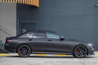 Mercedes-Benz E AMG Line 220 d A/T / AJ 2017