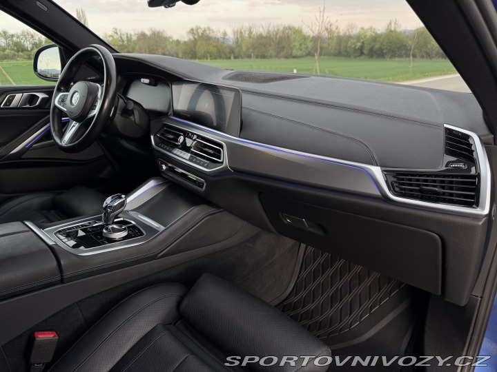 BMW X6 M40i xDrive Swarovski, no 2020