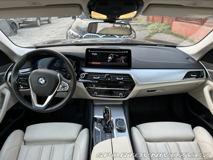 BMW 5 Touring 530i mHEV xDrive 2023