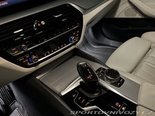 BMW 5 Touring 530i mHEV xDrive 2023