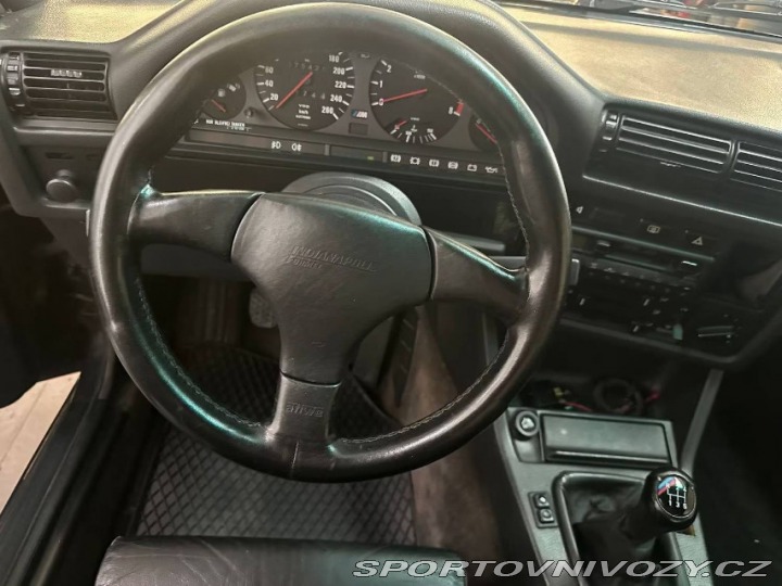 BMW M3 E30 1987