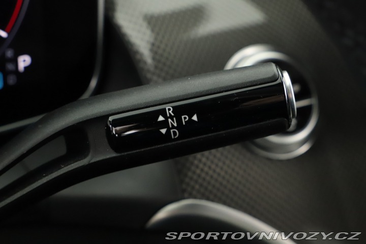 Mercedes-Benz Ostatní modely GLC AMG Line GLC 220 d 4MATIC 2025