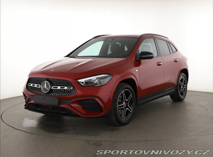 Mercedes-Benz Ostatní modely GLA AMG Line GLA 250 e 2025