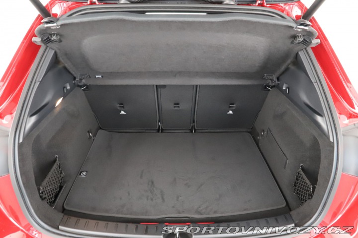 Mercedes-Benz Ostatní modely GLA AMG Line GLA 250 e 2025