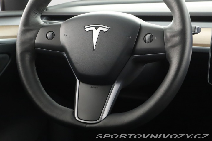 Tesla Model Y Long Range AWD 75kWh 2021