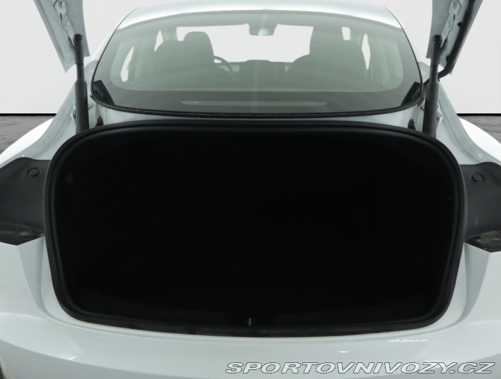 Tesla Model 3 Standard Range 60kWh 2025