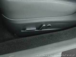 Tesla Model 3 Standard Range 60kWh 2025
