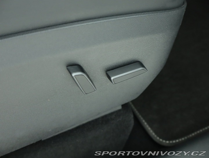 Tesla Model Y Long Range AWD 79kWh 2023