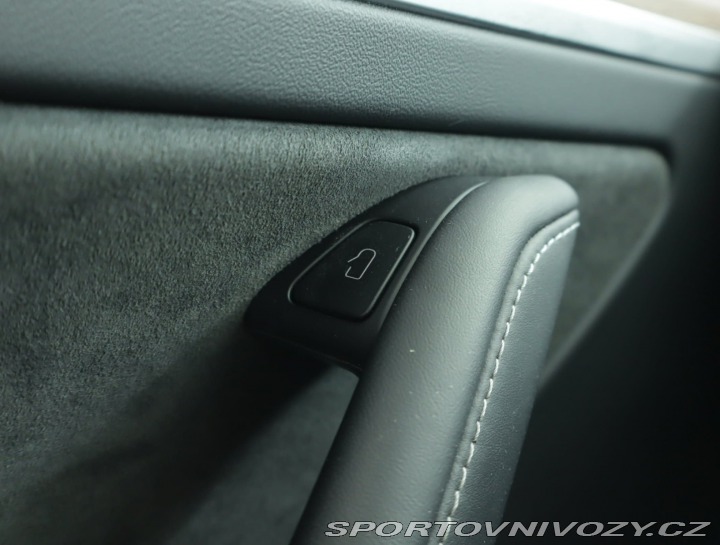 Tesla Model Y Long Range AWD 79kWh 2023