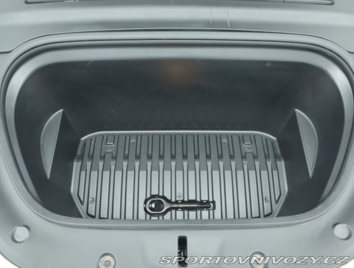 Tesla Model Y Long Range AWD 79kWh 2022